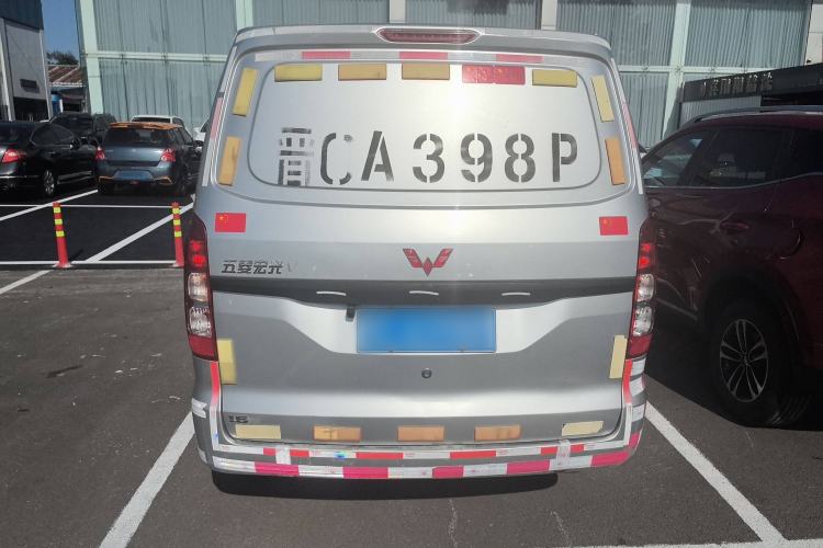 Used Wuling Hongguang V 2019 1.5L Base Window-Sealed Vehicle China VI LAR Rear