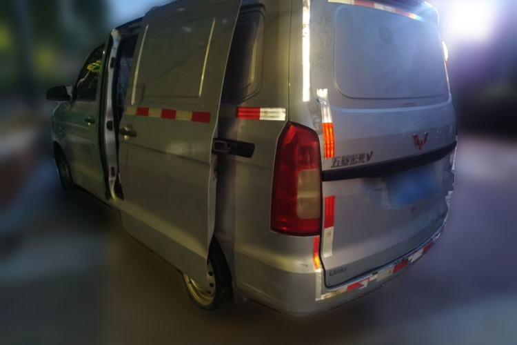 Used Wuling Hongguang V 2019 1.5L Jingqu Edition Sealed-Window Vehicle China VI LAR Rear Left 45 Deg