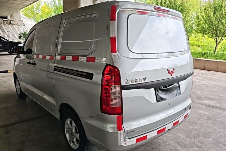 Used Wuling Hongguang V 2019 1.5L Jingqu Edition Sealed-Window Vehicle China VI LAR Rear Left 45 Deg