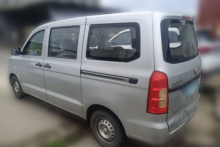 Used Wuling Hongguang V 2019 1.5L Jingqu Version China VI LAR Rear Left 45 Deg