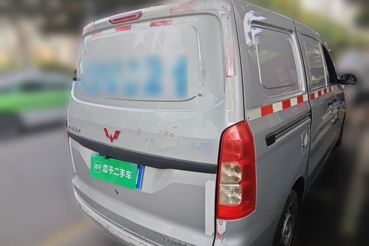Used Wuling Hongguang V 2019 1.5L Jingqu Edition Sealed-Window Vehicle China VI LAR Rear Right 45 Deg