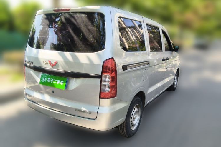 Used Wuling Hongguang V 2019 1.5L Jingqu Version China VI LAR Rear Right 45 Deg