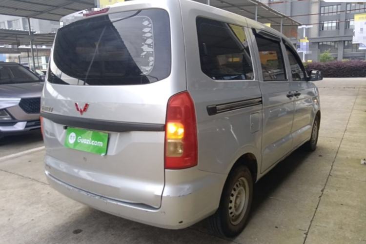 Used Wuling Hongguang V 2019 1.5L Jingqu Version China VI LAR Rear Right 45 Deg
