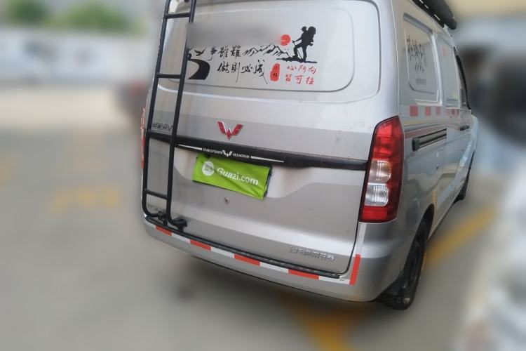 Used Wuling Hongguang V 2019 1.5L Jingqu Edition Sealed-Window Vehicle China VI LAR Rear Right 45 Deg