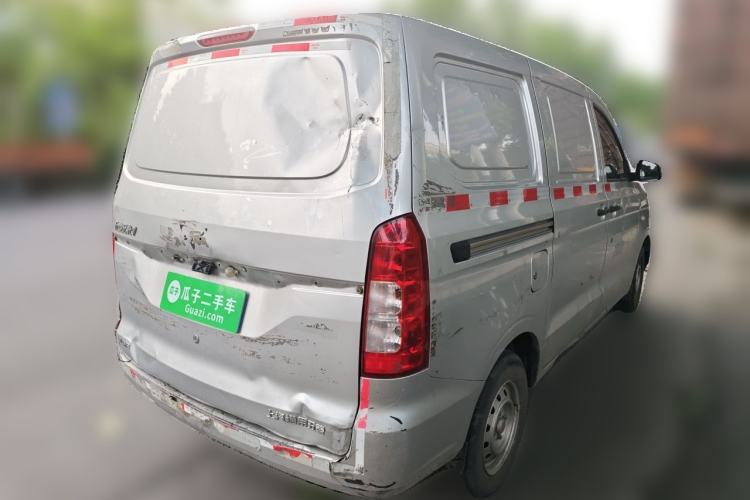Used Wuling Hongguang V 2019 1.5L Base Window-Sealed Vehicle China VI LAR Rear Right 45 Deg