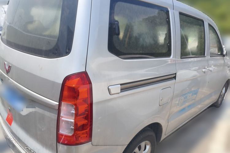 Used Wuling Hongguang V 2019 1.5L Standard Version L2B Rear Right 45 Deg