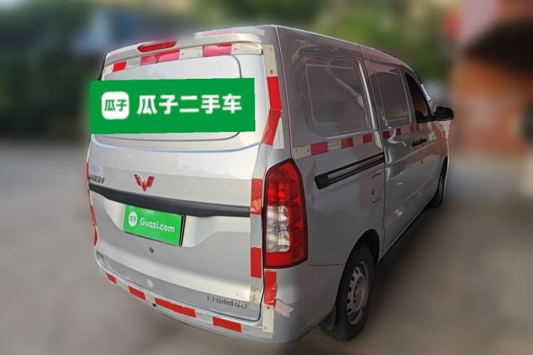 Used Wuling Hongguang V 2019 1.5L Jingqu Edition Sealed-Window Vehicle China VI LAR Rear Right 45 Deg