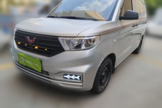 Used Wuling Hongguang V 2019 1.5L Jingqu Edition Sealed-Window Vehicle China VI LAR