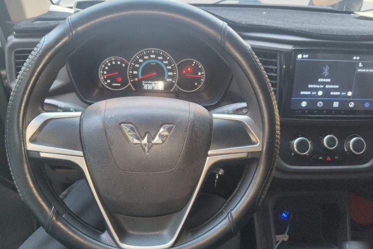 Used Wuling Hongguang V 2019 1.5L Enjoyment Version China VI LAR Steering Wheel