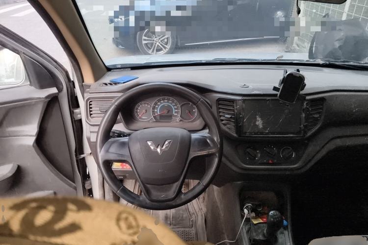 Used Wuling Hongguang V 2019 1.5L Base Version L2B Steering Wheel