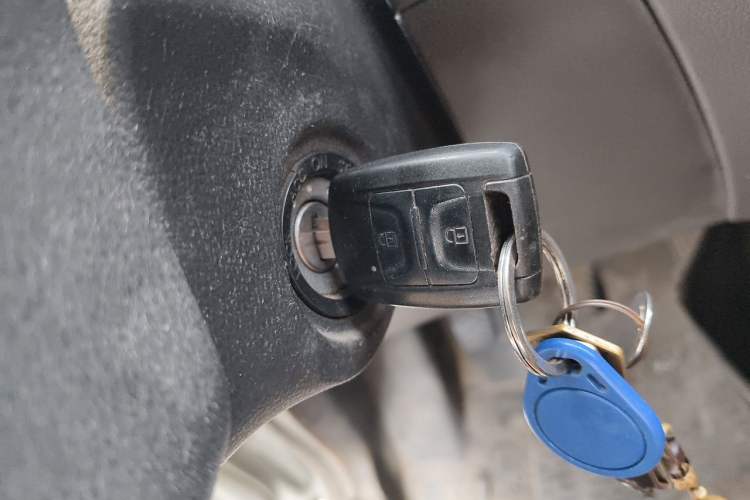 Used Wuling Hongguang V 2019 1.5L Base Version China VI LAR Vehicle Key