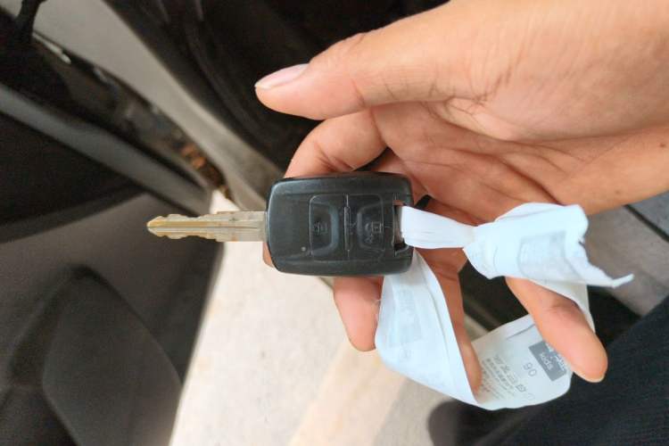 Used Wuling Hongguang V 2019 1.5L Enjoyment Version China VI LAR Vehicle Key