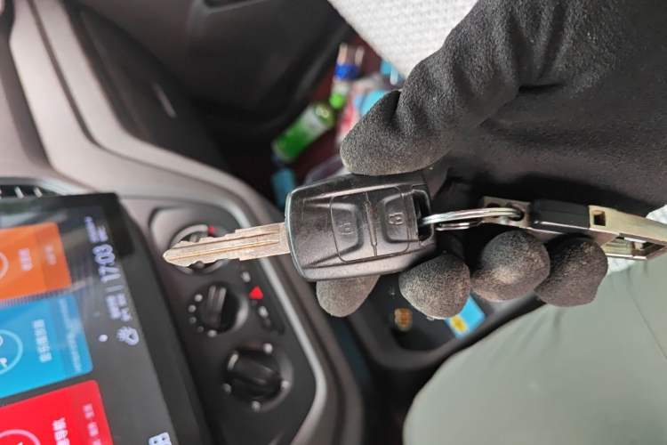 Used Wuling Hongguang V 2019 1.5L Jingqu Version China VI LAR Vehicle Key
