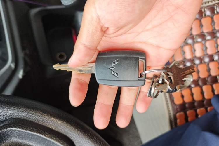 Used Wuling Hongguang V 2019 1.5L Base Version China VI LAR Vehicle Key
