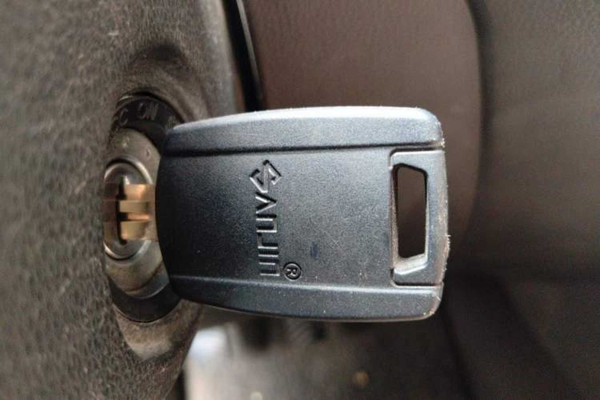Used Wuling Hongguang V 2019 1.5L Base Version China VI LAR Vehicle Key
