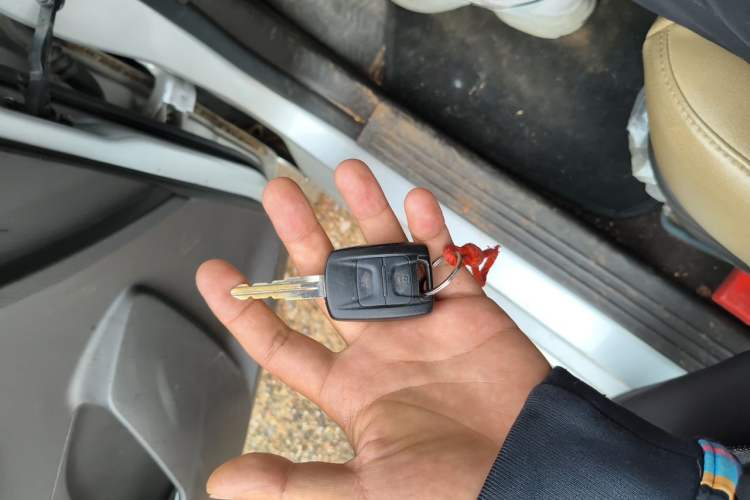 Used Wuling Hongguang V 2019 1.5L Enjoyment Version L2B Vehicle Key
