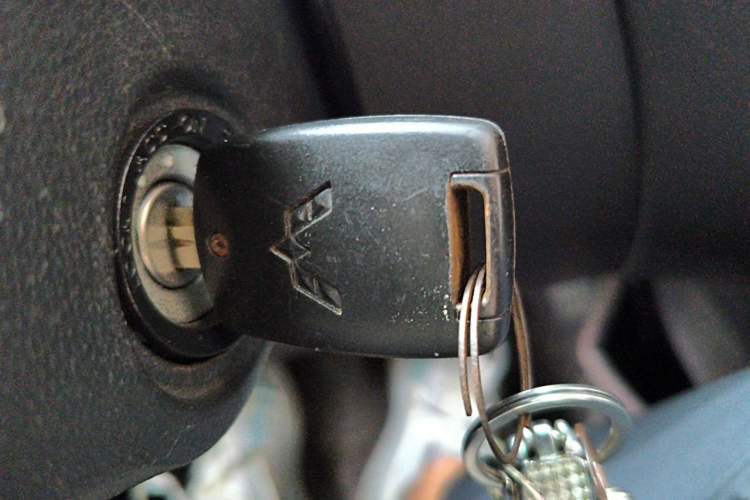 Used Wuling Hongguang V 2019 1.5L Enjoyment Version China VI LAR Vehicle Key