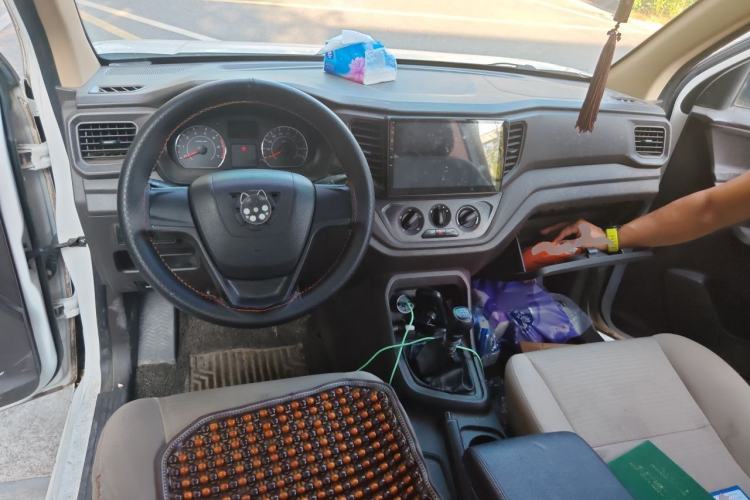 Used Wuling Hongguang V 2019 1.5L Jingqu Version China VI LAR Center Console