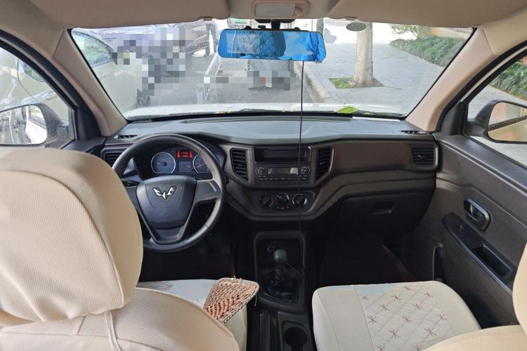 Used Wuling Hongguang V 2019 1.5L Jingqu Version China VI LAR Center Console