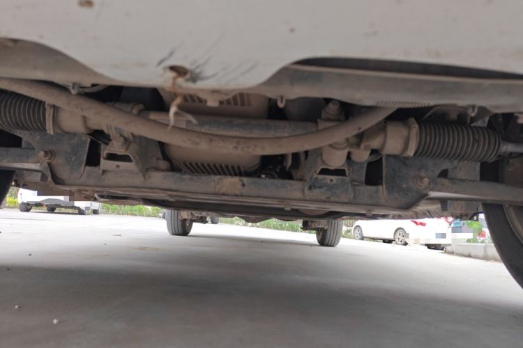 Used Wuling Hongguang V 2019 1.5L Base Version China VI LAR Chassis Front
