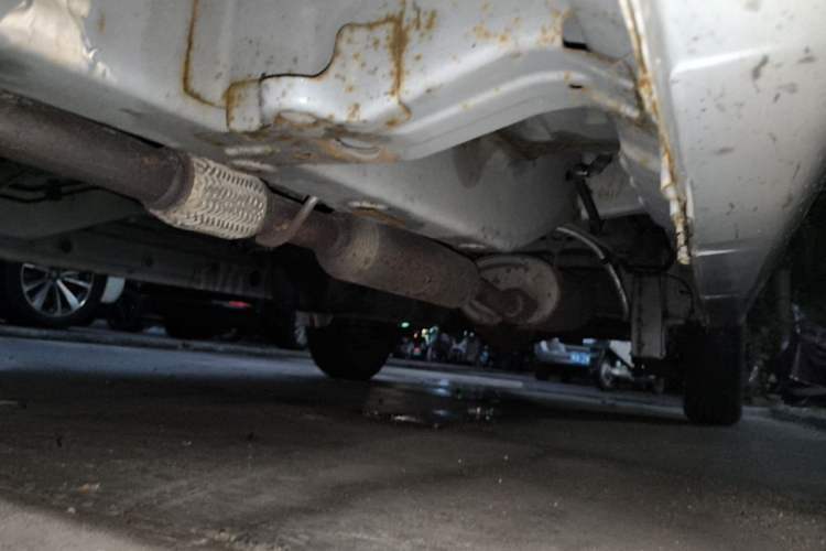 Used Wuling Hongguang V 2019 1.5L Jingqu Version China VI LAR Chassis Front Left