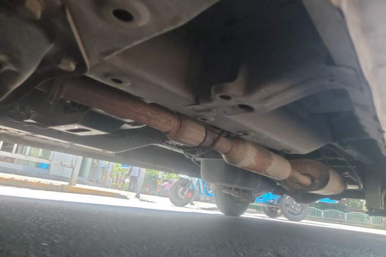 Used Wuling Hongguang V 2019 1.5L Jingqu Version China VI LAR Chassis Front Left