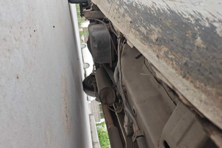 Used Wuling Hongguang V 2019 1.5L Base Version China VI LAR Chassis Front Right