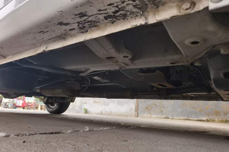 Used Wuling Hongguang V 2019 1.5L Standard Version China VI LAR Chassis Front Right