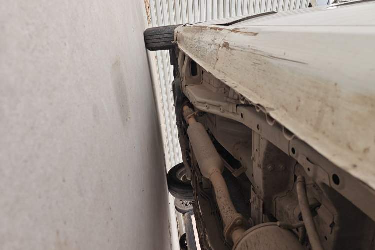 Used Wuling Hongguang V 2019 1.5L Base Version China VI LAR Chassis Rear Left