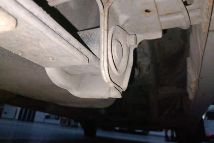 Used Wuling Hongguang V 2019 1.5L Standard Version China VI LAR Chassis Rear Right
