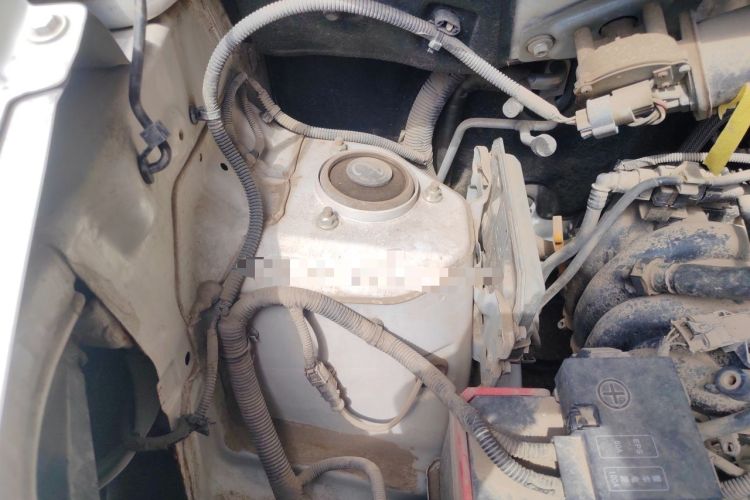 Used Wuling Hongguang V 2019 1.5L Enjoyment Version China VI LAR Engine Bay Right