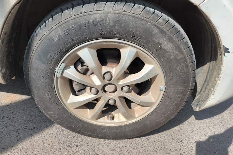 Used Wuling Hongguang V 2019 1.5L Jingqu Version China VI LAR Exterior 1