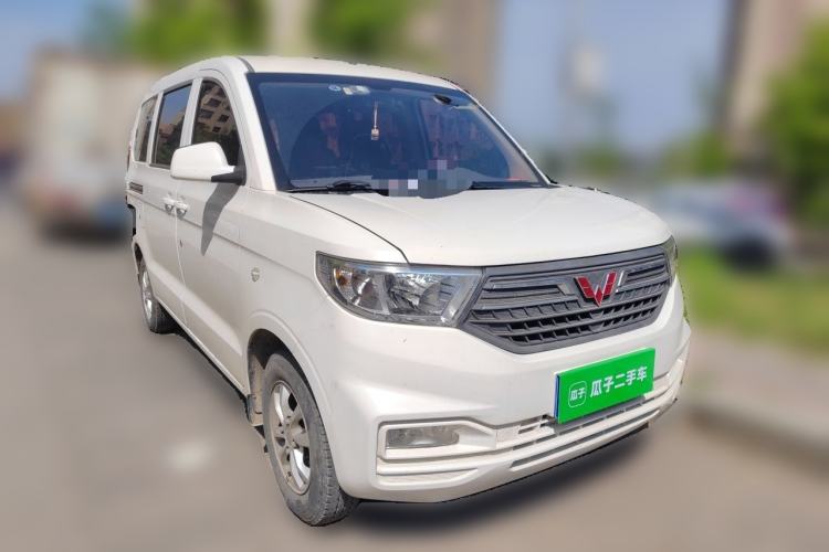 Used Wuling Hongguang V 2019 1.5L Enjoyment Version China VI LAR Exterior 1