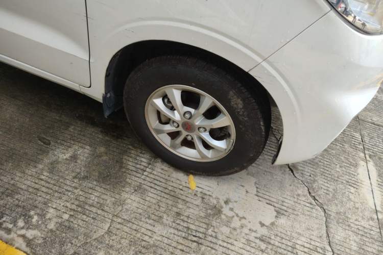 Used Wuling Hongguang V 2019 1.5L Enjoyment Version China VI LAR Exterior 1