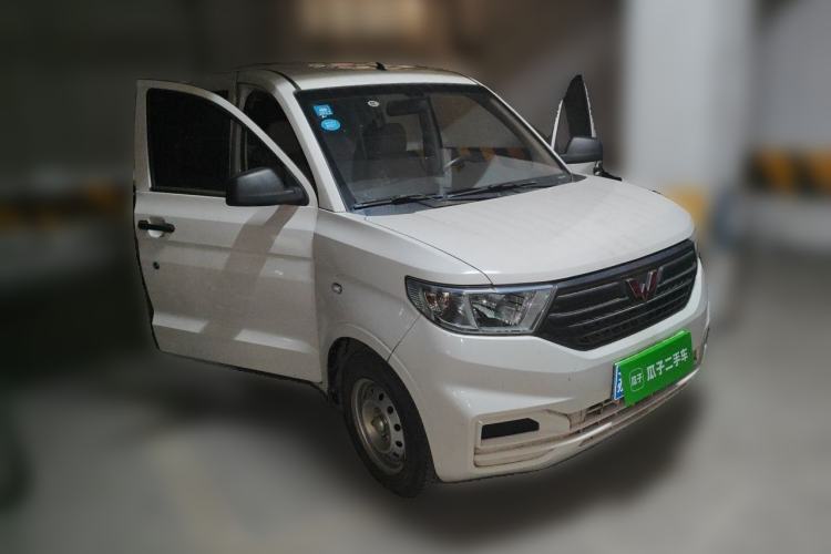 Used Wuling Hongguang V 2019 1.5L Jingqu Version China VI LAR Exterior 2