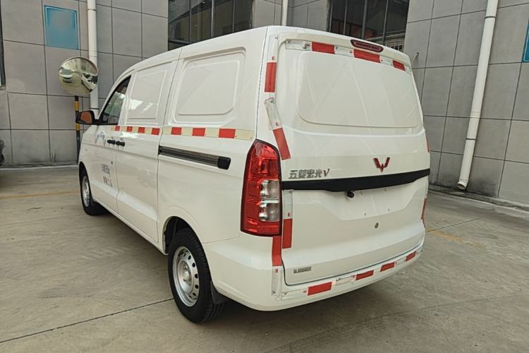 Used Wuling Hongguang V 2019 1.5L Jingqu Edition Sealed-Window Vehicle China VI LAR Exterior 2