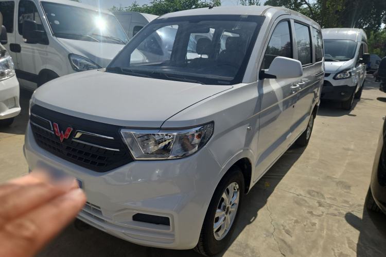 Used Wuling Hongguang V 2019 1.5L Jingqu Version China VI LAR Exterior 2