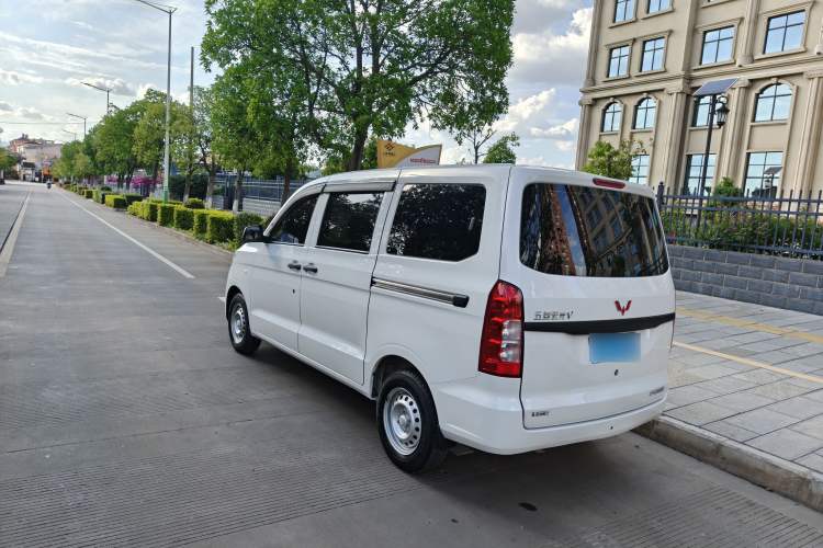 Used Wuling Hongguang V 2019 1.5L Jingqu Version China VI LAR Exterior 3