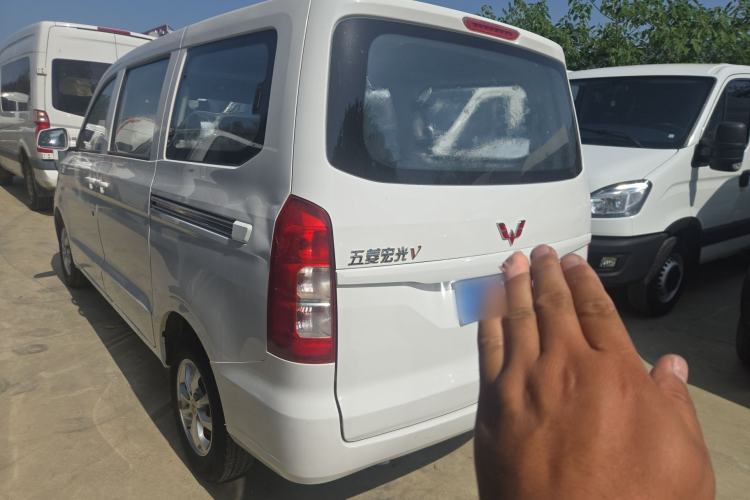Used Wuling Hongguang V 2019 1.5L Jingqu Version China VI LAR Exterior 3