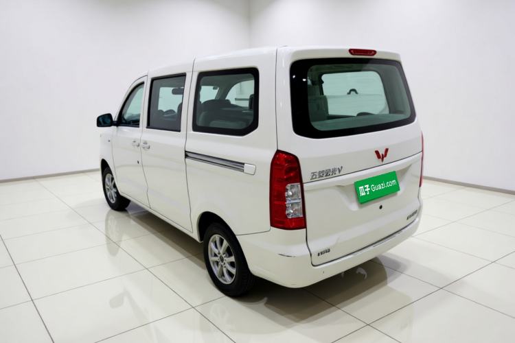 Used Wuling Hongguang V 2019 1.5L Standard Version China VI LAR Exterior 3