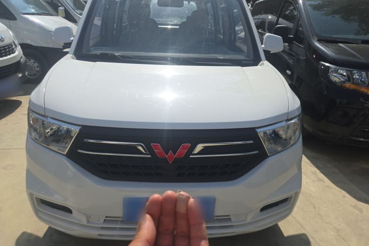 Used Wuling Hongguang V 2019 1.5L Jingqu Version China VI LAR Exterior 6
