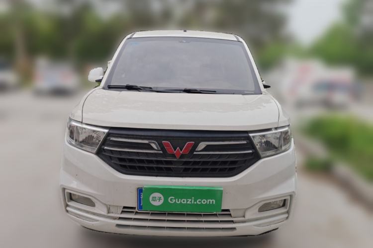 Used Wuling Hongguang V 2019 1.5L Base Version China VI LAR Front