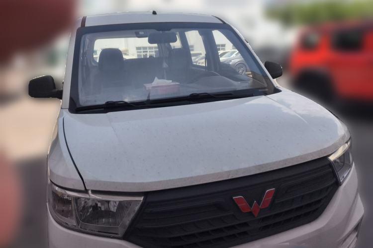 Used Wuling Hongguang V 2019 1.5L Base Version China VI LAR Front