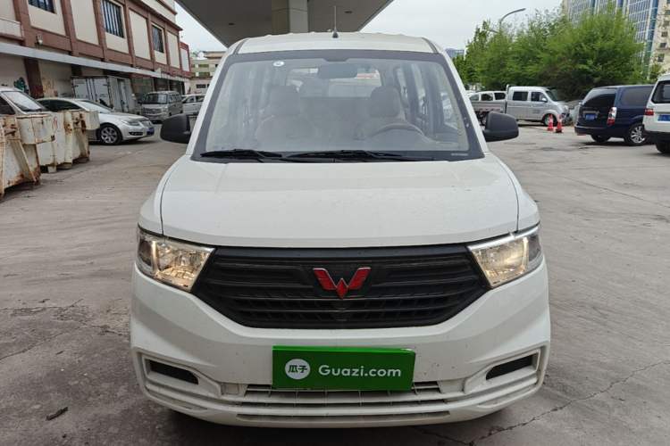 Used Wuling Hongguang V 2019 1.5L Jingqu Version China VI LAR Front