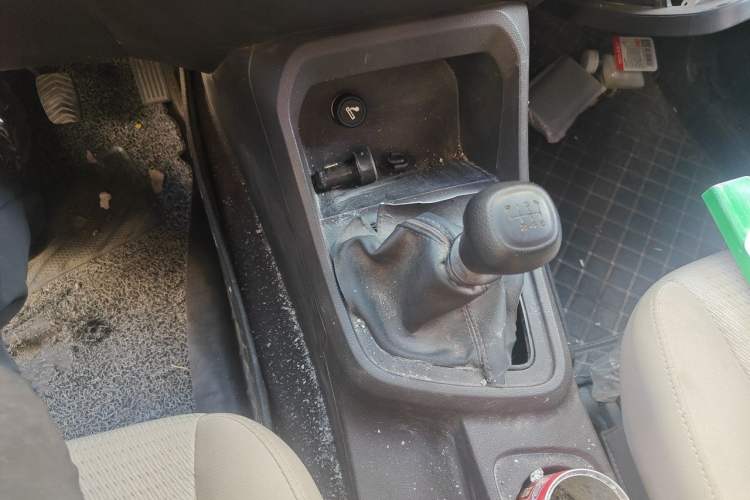 Used Wuling Hongguang V 2019 1.5L Jingqu Version China VI LAR Gear Lever