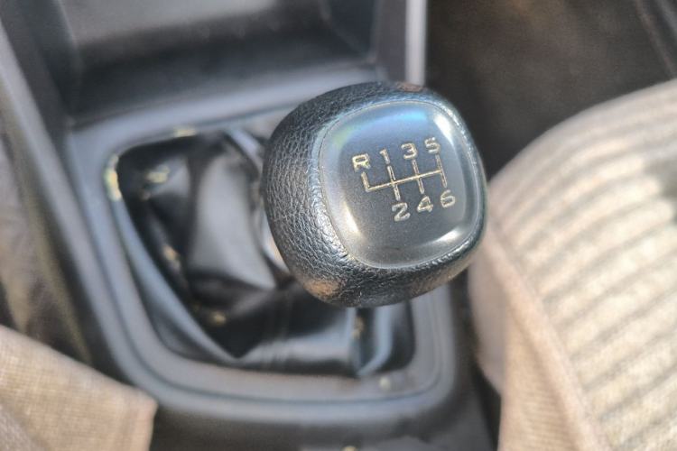 Used Wuling Hongguang V 2019 1.5L Enjoyment Version China VI LAR Gear Lever
