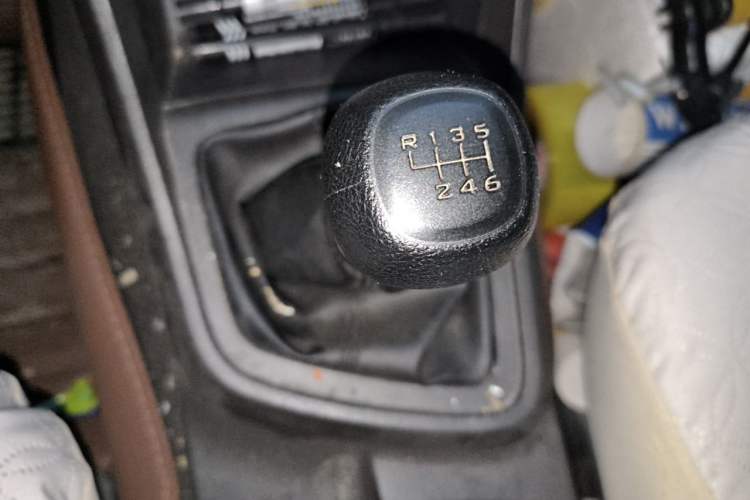 Used Wuling Hongguang V 2019 1.5L Jingqu Version China VI LAR Gear Lever