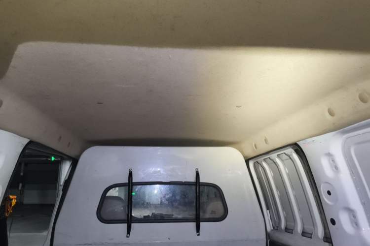 Used Wuling Hongguang V 2019 1.5L Jingqu Edition Sealed-Window Vehicle China VI LAR Headliner