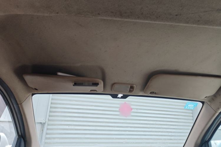 Used Wuling Hongguang V 2019 1.5L Base Version China VI LAR Headliner