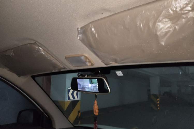 Used Wuling Hongguang V 2019 1.5L Base Window-Sealed Vehicle China VI LAR Headliner